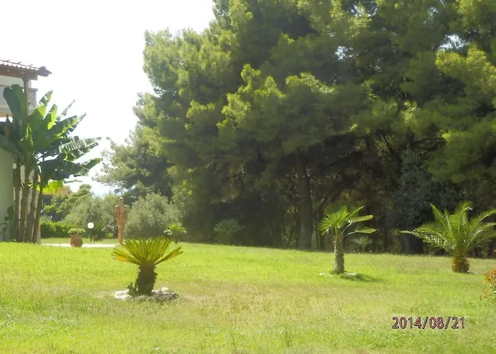 Holiday home Chris By Interhome Possidi