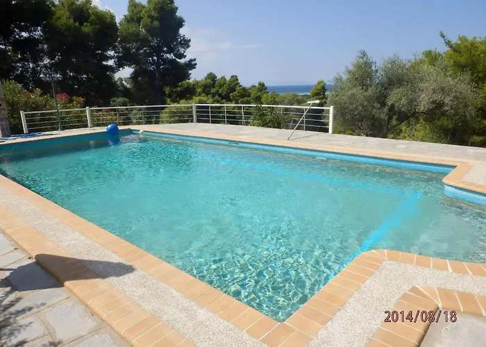 Holiday home Chris By Interhome